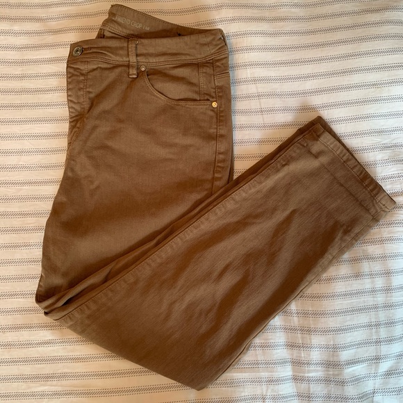 cropped pants - Picture 3 of 6